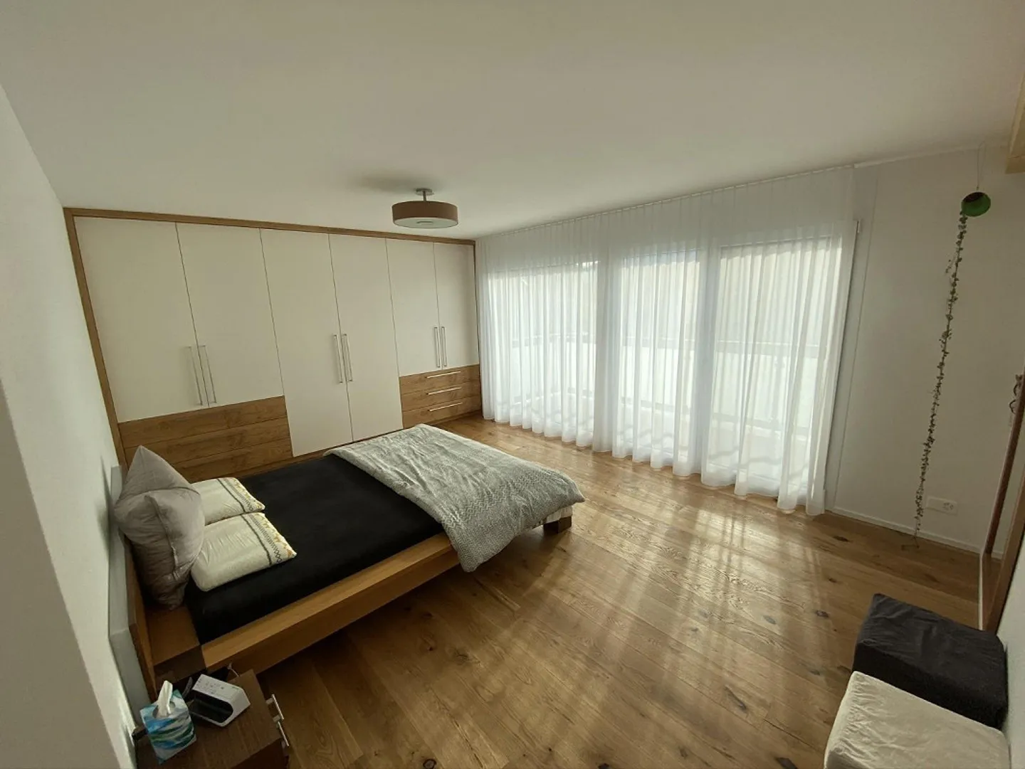 Parte di una casa in un tranquillo quartiere di case unifamiliari - Foto 8 di 16