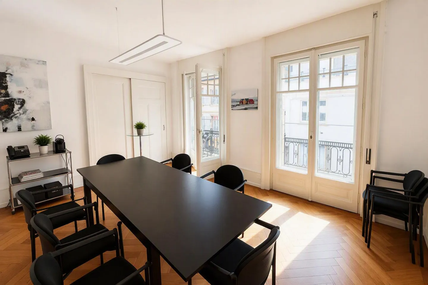 Historic Frame and Central Address – An Exclusive Office Floor - Photo 4 of 9