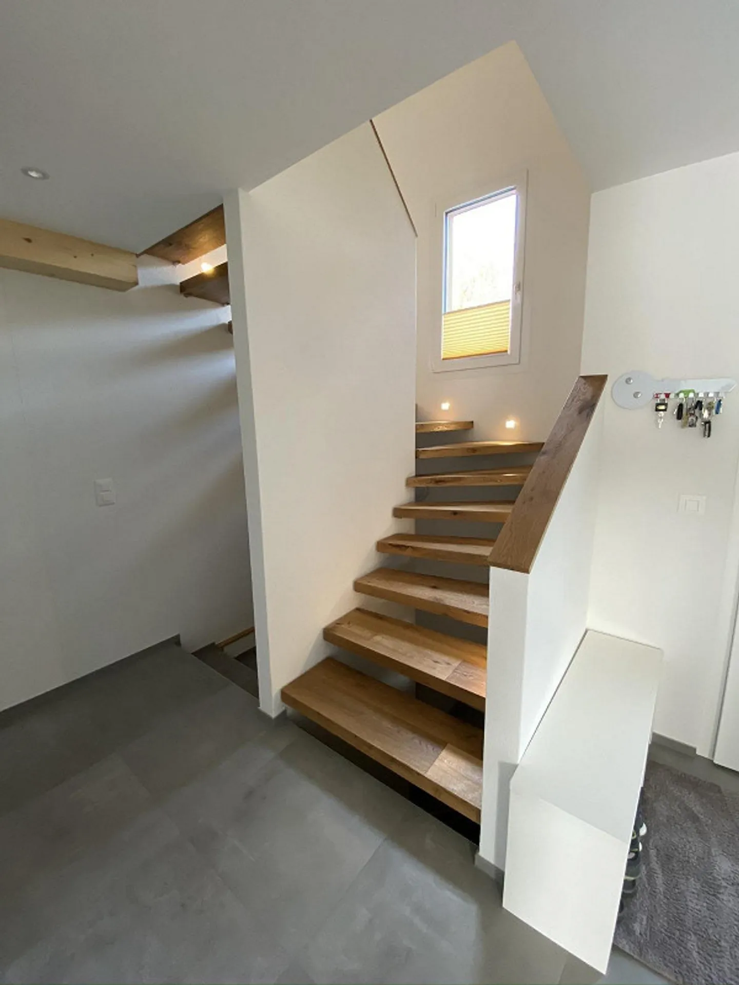 Parte di una casa in un tranquillo quartiere di case unifamiliari - Foto 6 di 16