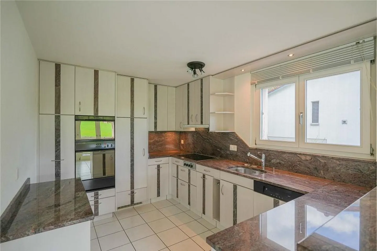 Great Views! 5.5 Room Double Family House with Gallery and... - Photo 4 of 13