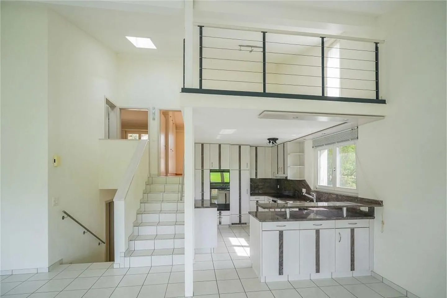 Great Views! 5.5 Room Double Family House with Gallery and... - Photo 9 of 13