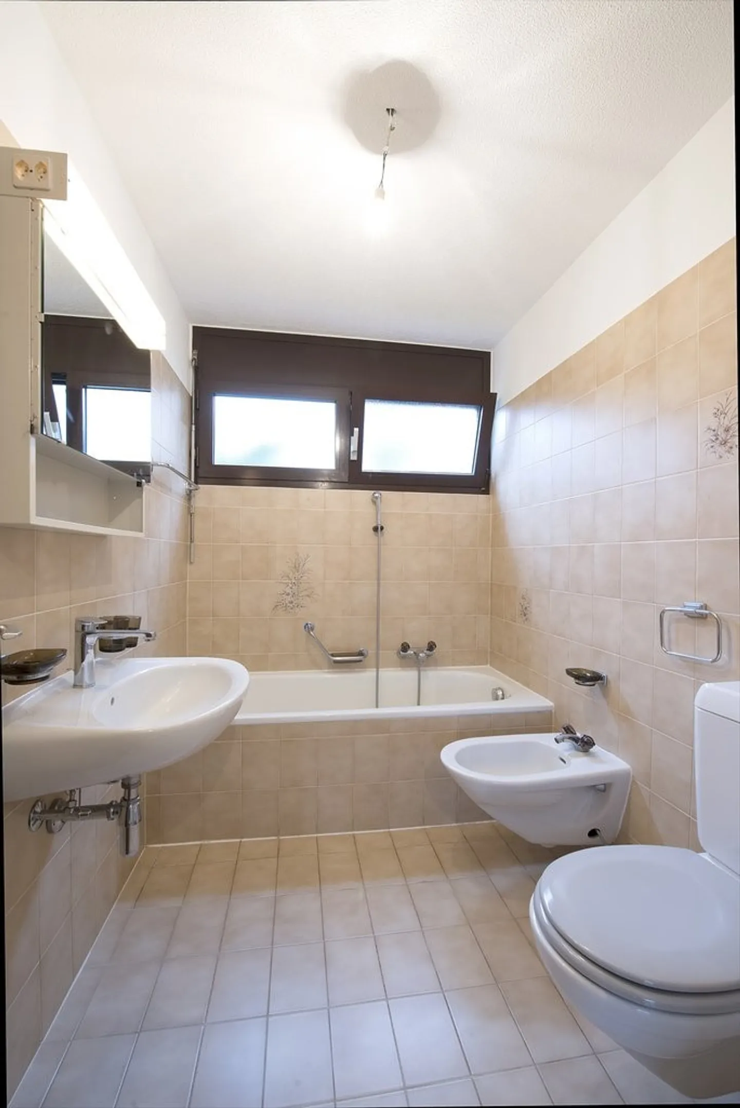 Appartamento con 3,5 stanze disponibile immediatamente! - Foto 9 di 10