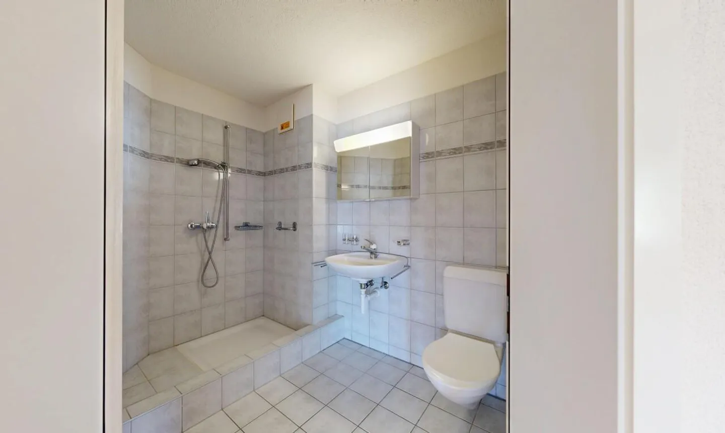 Geräumige Wohnung mit Potenzial - Foto 9 von 11
