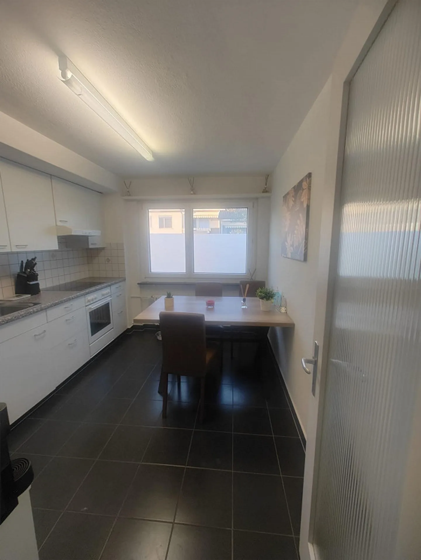 Appartement lumineux de 4,5 pièces avec balcon à Dürrenasch - Photo 7 sur 8