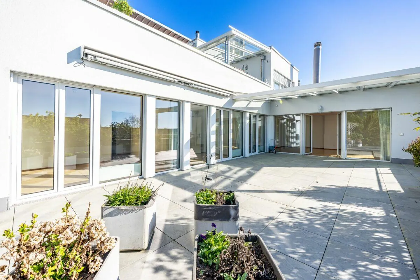 Terrassenwohnung auf der Breite Schaffhausen - Photo 1 of 14