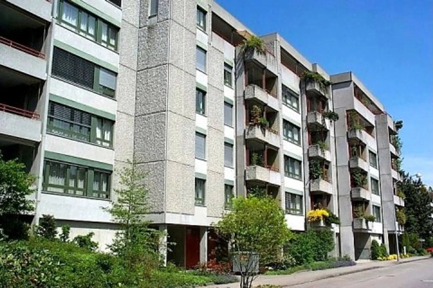 6-room apartment - Photo 1 of 11