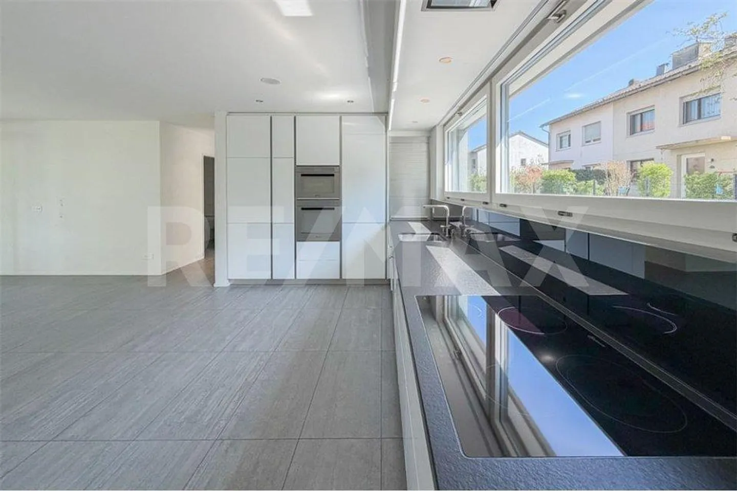 Your personal retreat in the green – stylish 4.5 room garden apartment - Photo 6 of 13