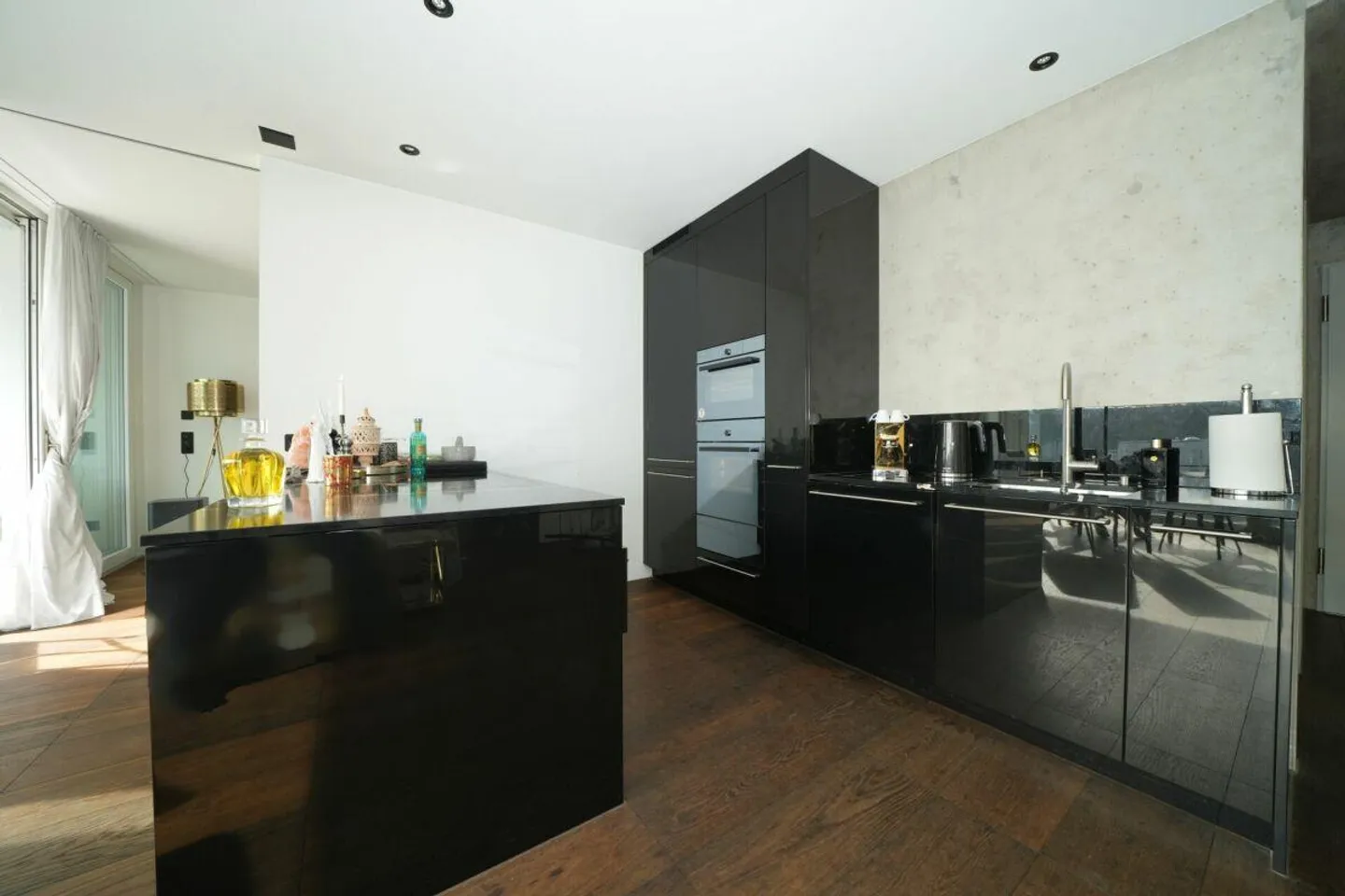 Luxuswohnung mit Büro - Foto 5 von 11