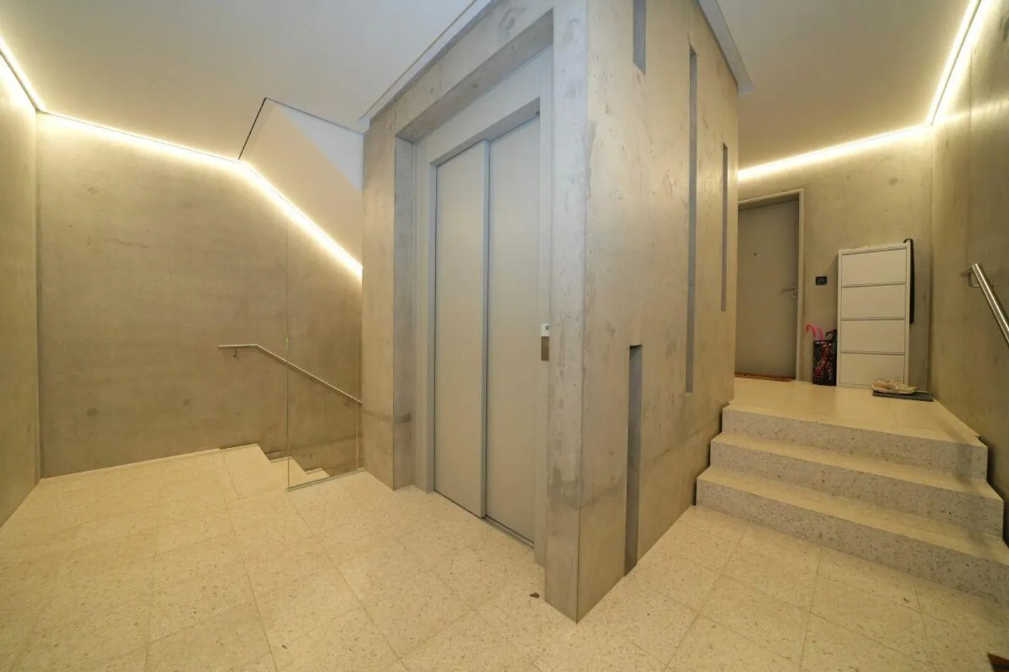 Luxuswohnung mit Büro - Foto 11 von 11