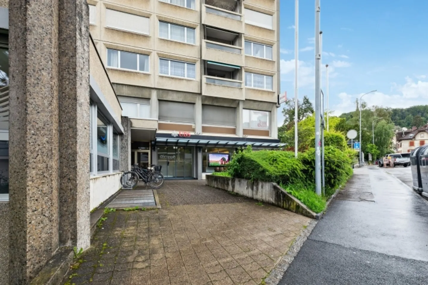 Edificio ad uso misto in affitto - Foto 2 di 5