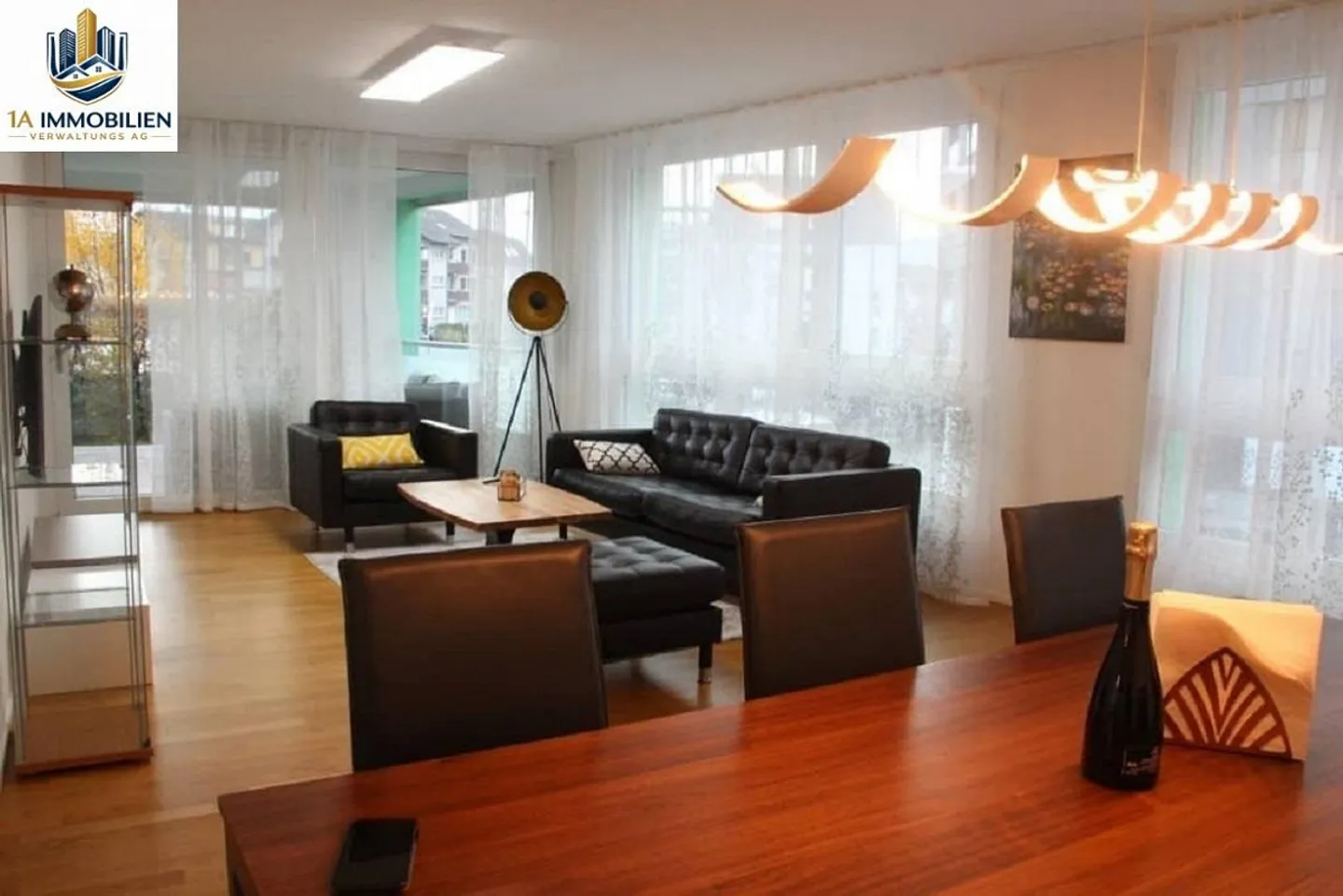 Geräumige Wohnung mit Balkon - Foto 5 von 8