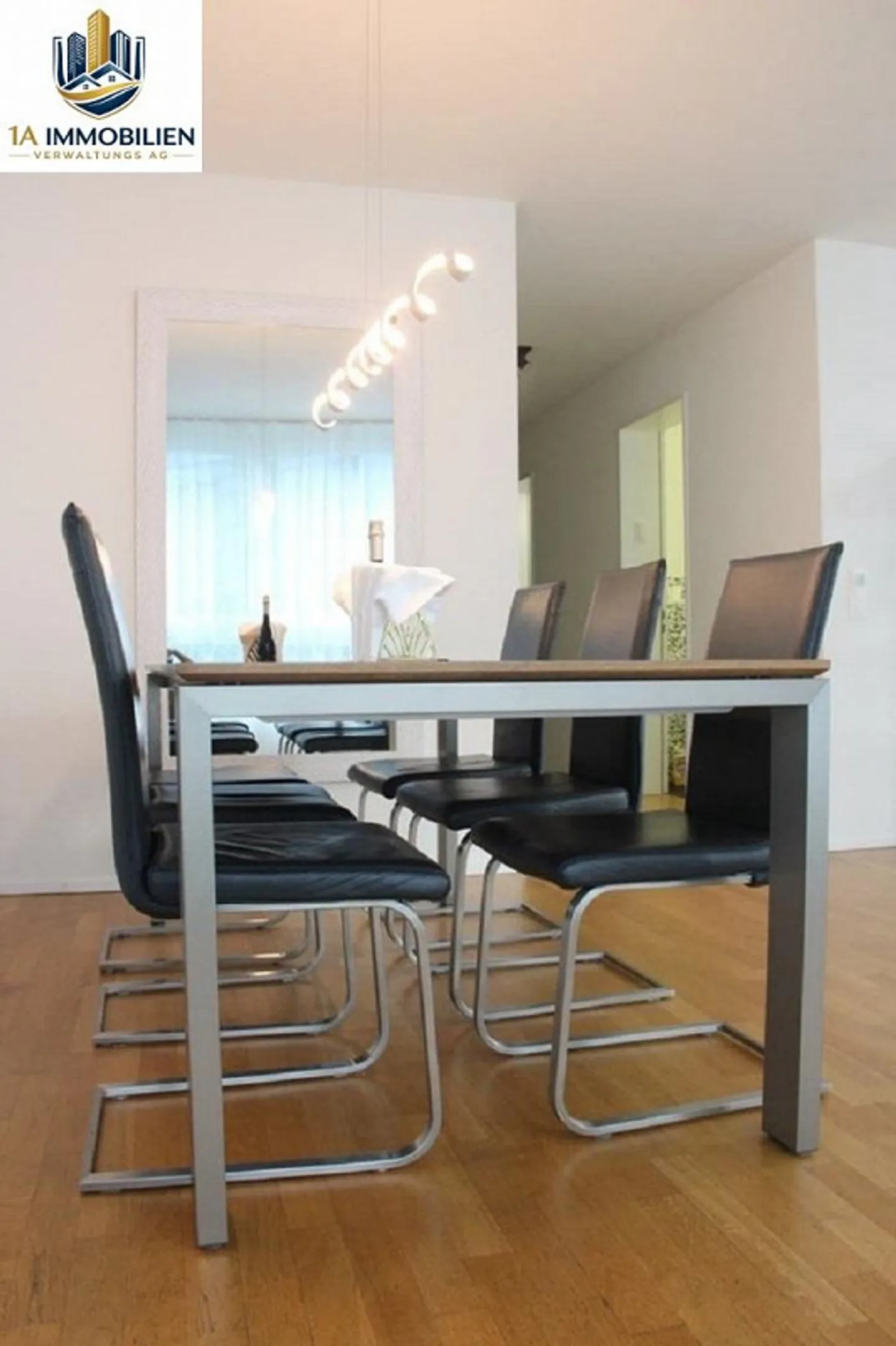 Geräumige Wohnung mit Balkon - Foto 6 von 8