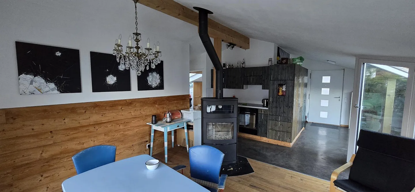 Helle Wohnung mit Panoramablick - Foto 4 von 11