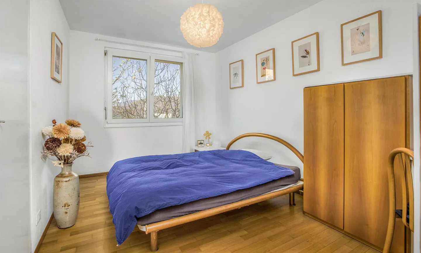VILLA UNI/BIFAMILIARE 6.5 MIT GROSSEN GARTEN IN CADRO - Foto 8 von 9