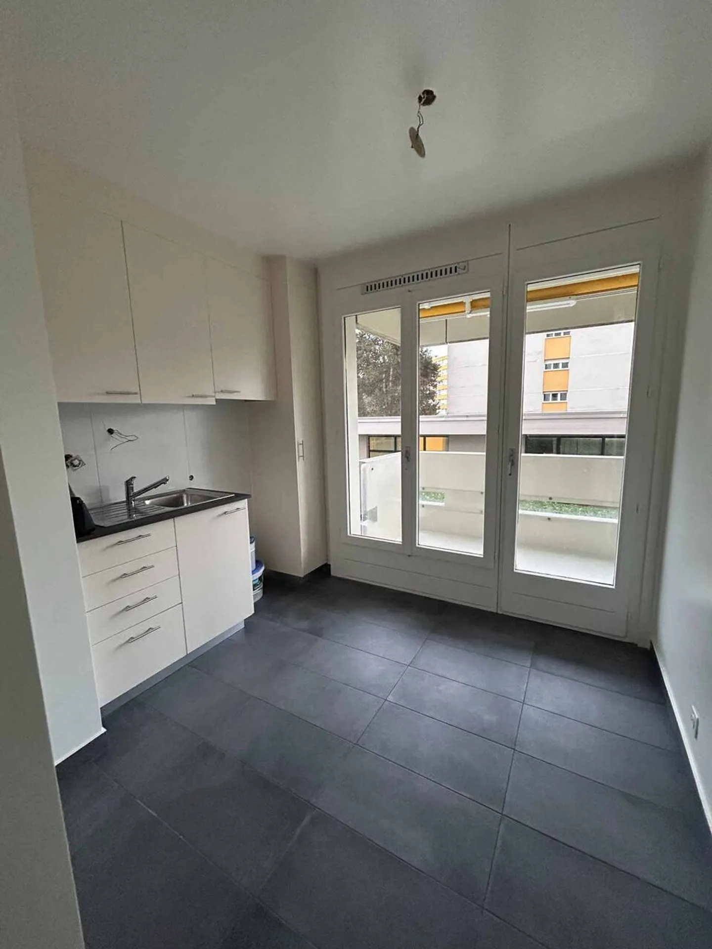 Appartement 2 pièces rénové - Photo 4 sur 5