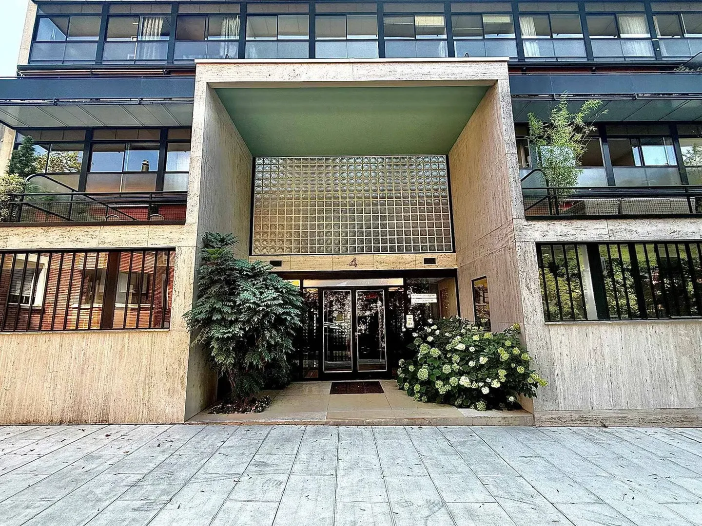 Helles und geräumiges Duplex in der Ruhe der Stadt - Foto 1 von 10
