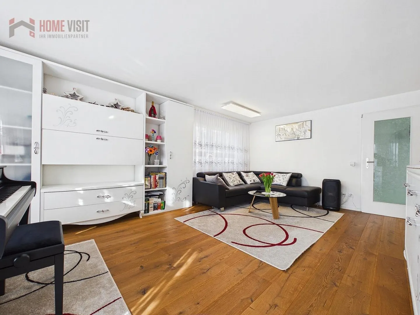 Geräumige Wohnung mit Hobbyraum - Foto 1 von 18