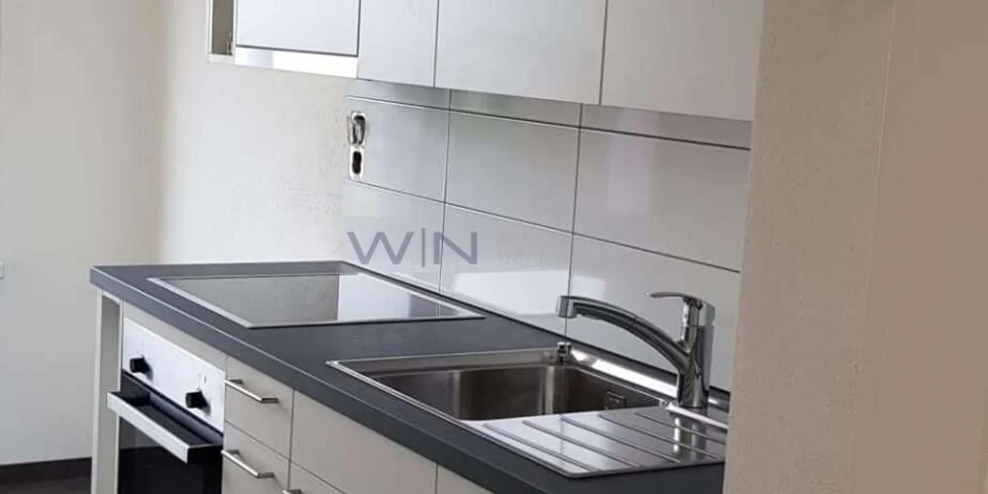 Neuwertige 5.5-Zi.-Wohnung mit traumhafter Aussicht - Foto 3 von 11