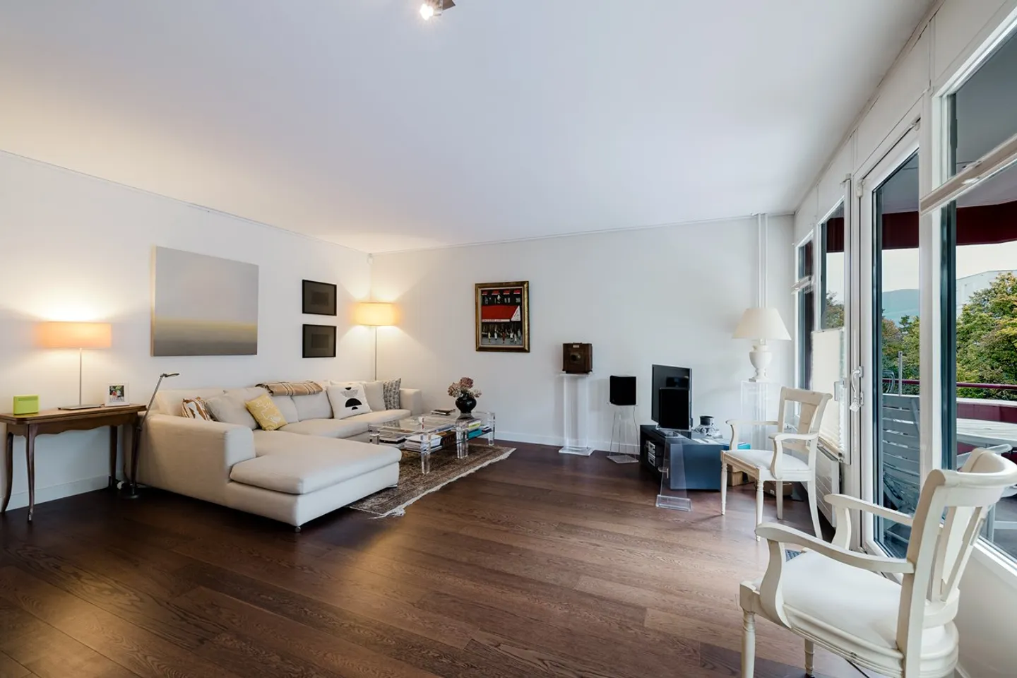 Appartement 5 pièces - Photo 3 sur 12