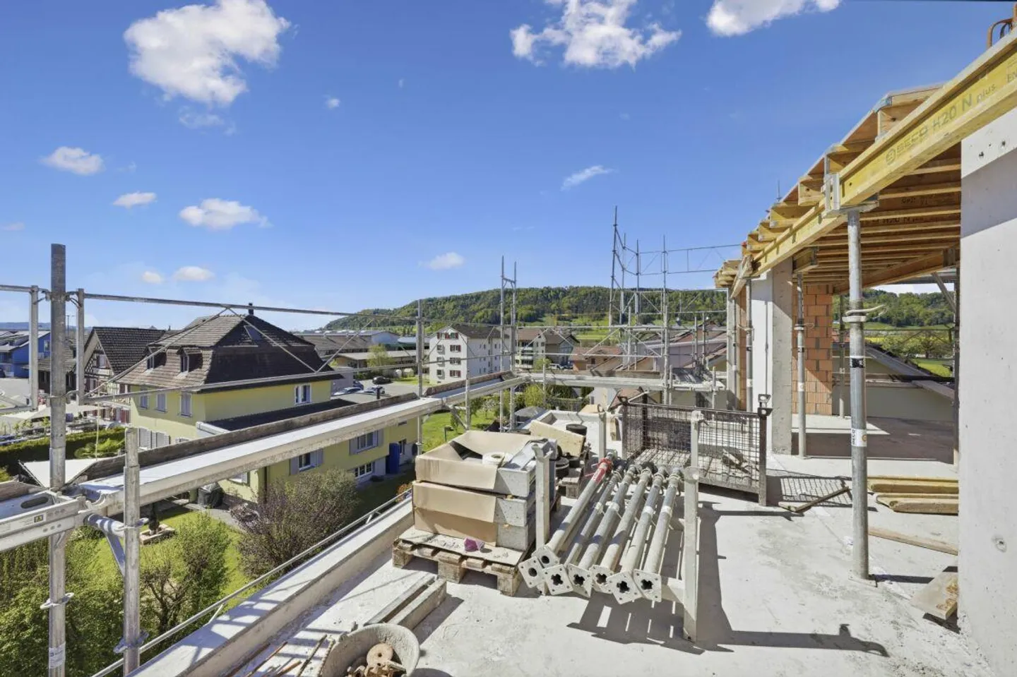 Exclusive 5.5-room maisonette with 175 m² - Living at the highest level - Photo 1 of 15