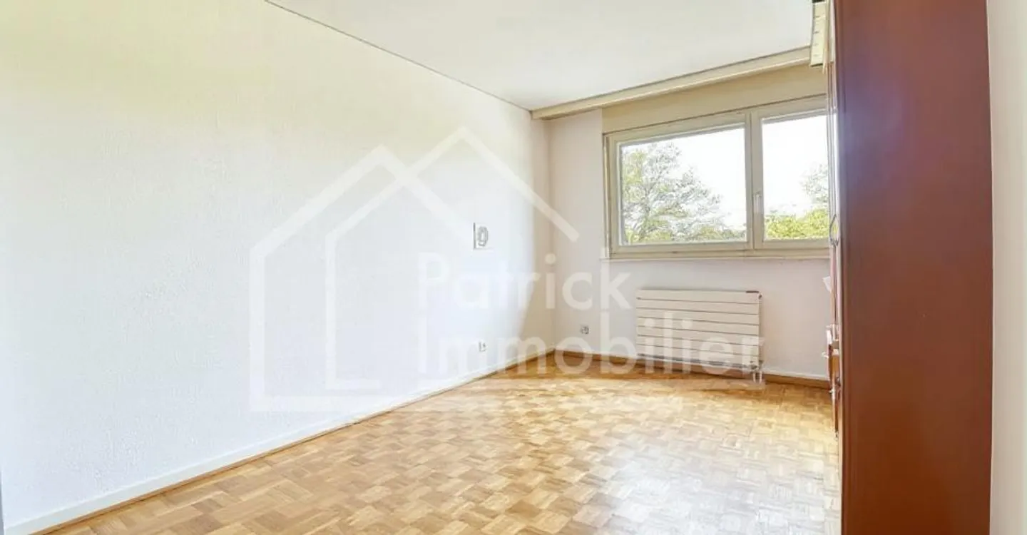 Charming 3.5-Room Apartment - Photo 5 of 8
