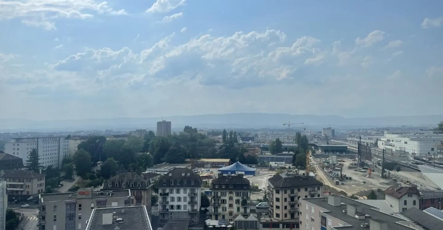 Centro di Malley! Ristrutturato! Vista splendida! - Foto 1 di 9