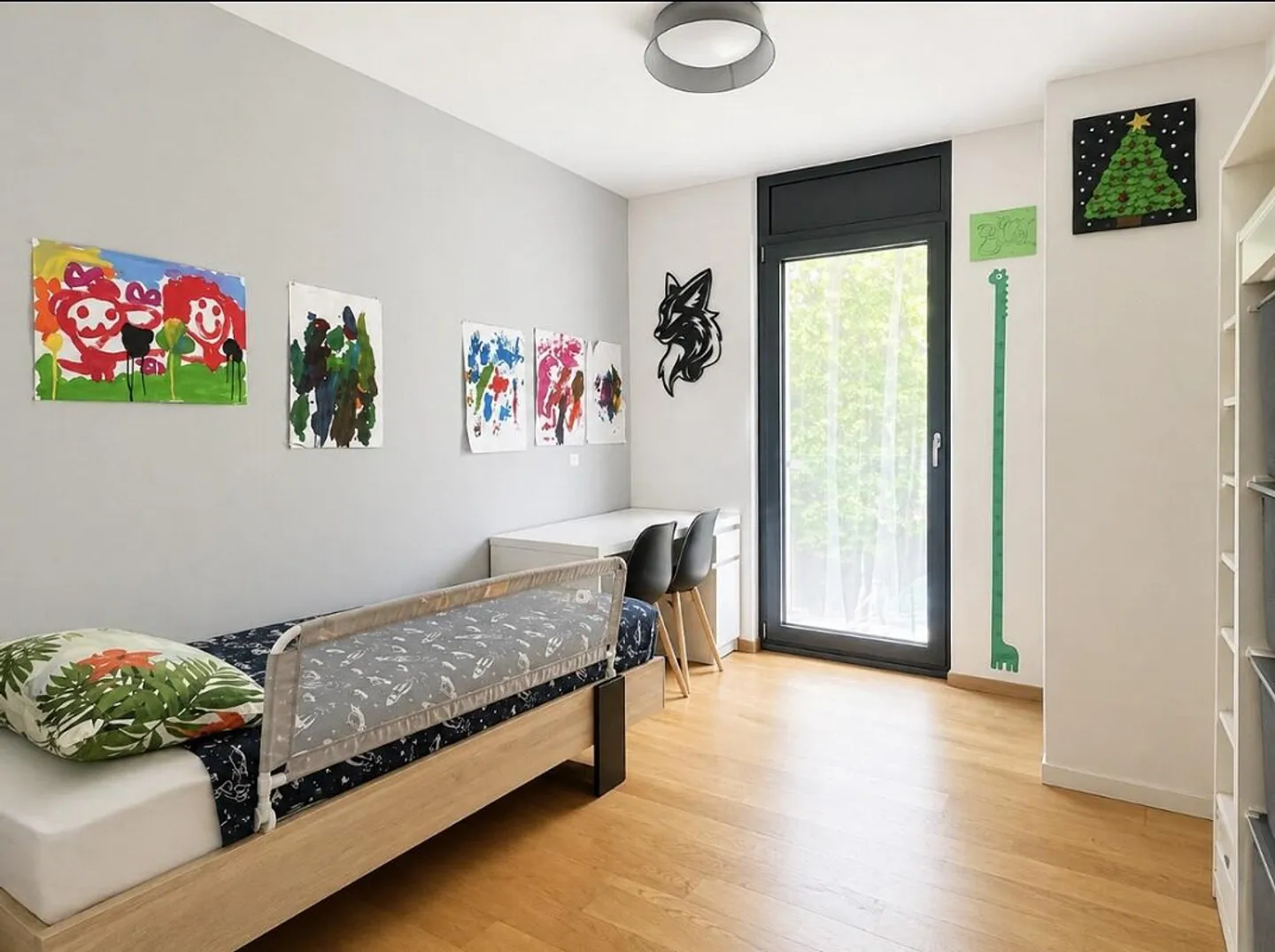 APPARTEMENT ÉLÉGANT 4.5 PIÈCES AVEC TERRASSE À DINO - Photo 7 sur 9