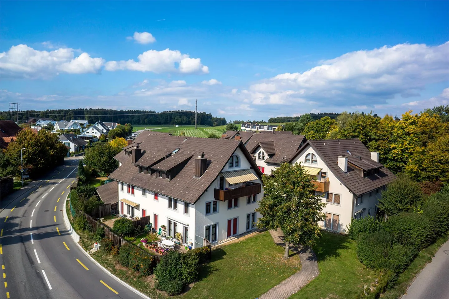 Appartement moderne de 3,5 pièces à louer à Gutenswil ! - Photo 1 sur 7