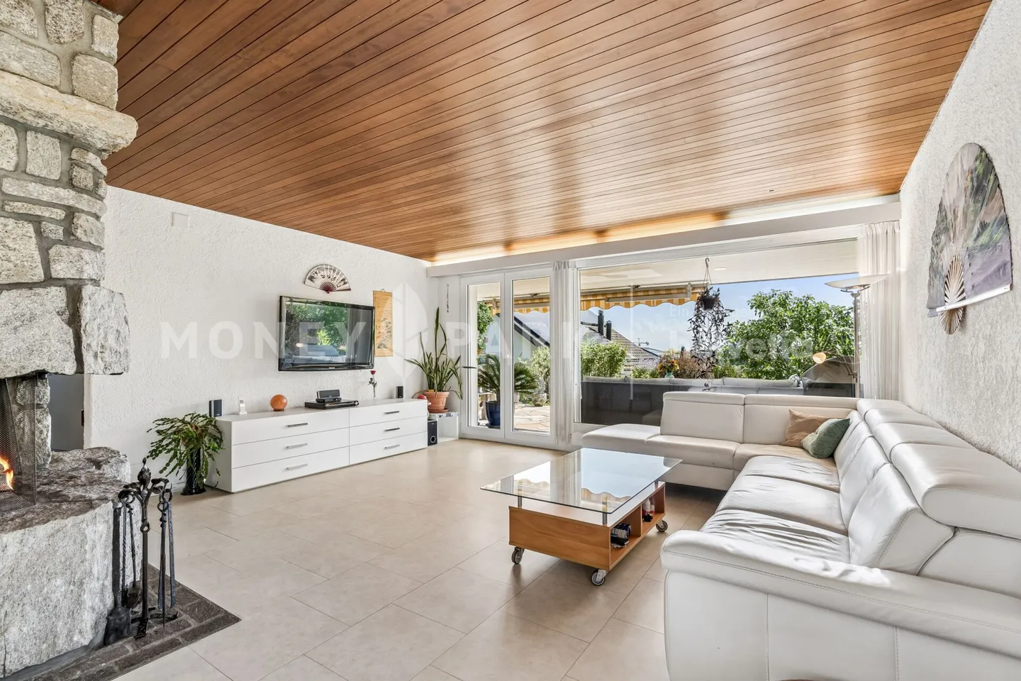 Attractive 6.5-room detached house in a family-friendly location - Photo 6 of 16
