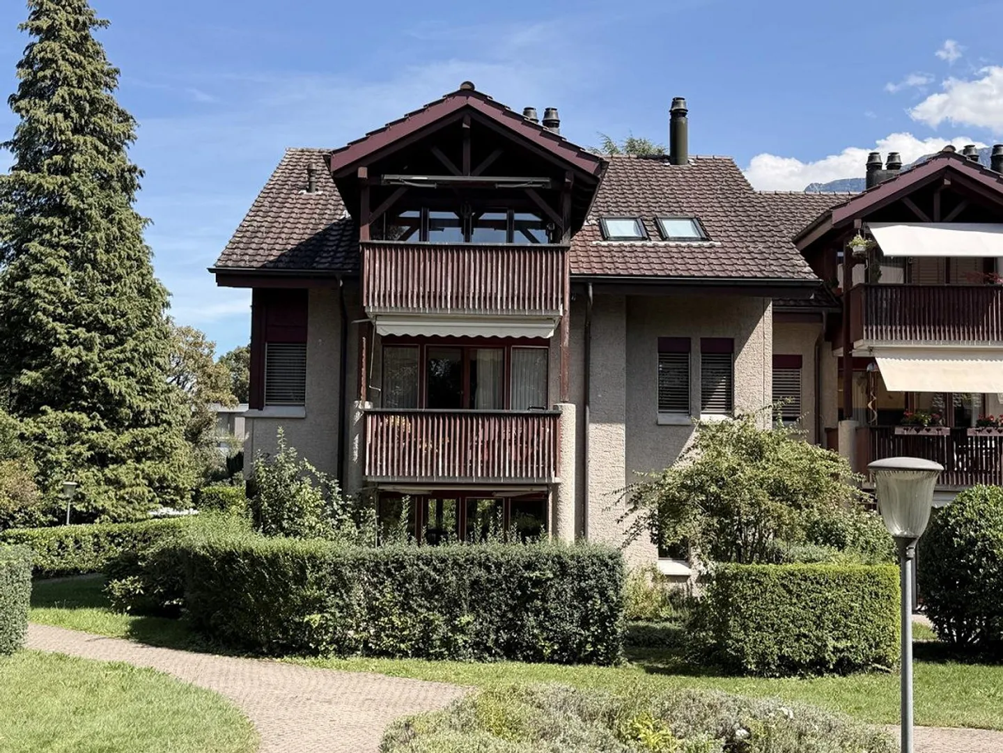 Vivere nel parco - Appartamento soleggiato di 4,5 stanze al piano terra - Foto 2 di 10