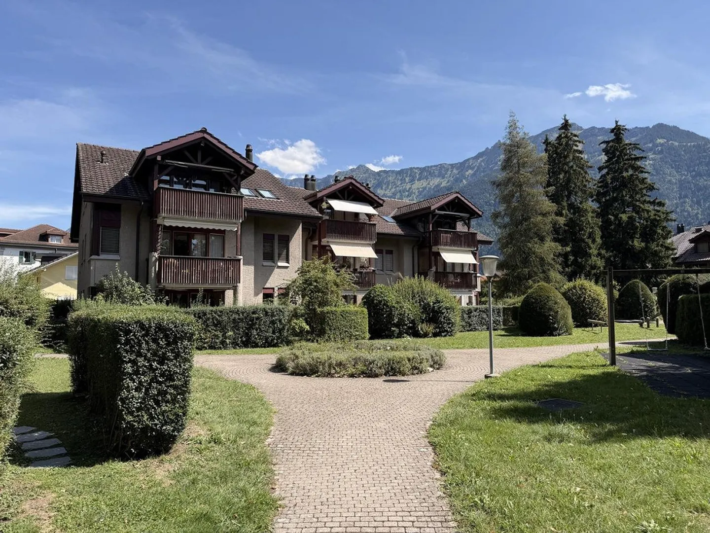 Vivere nel parco - Appartamento soleggiato di 4,5 stanze al piano terra - Foto 1 di 10