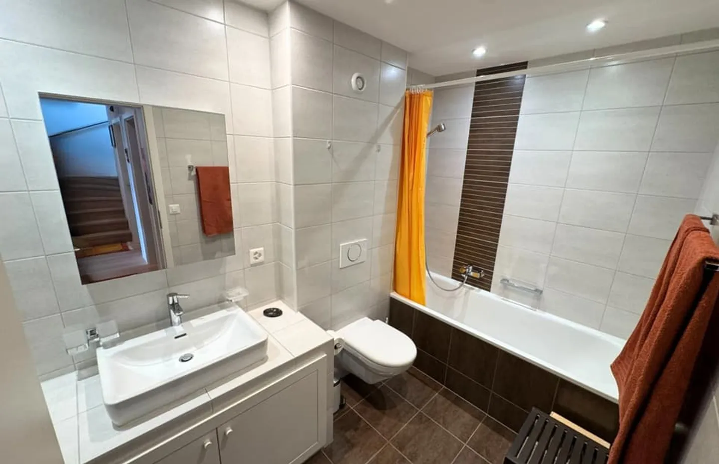 Maison mitoyenne avec terrain constructible - Photo 9 sur 9