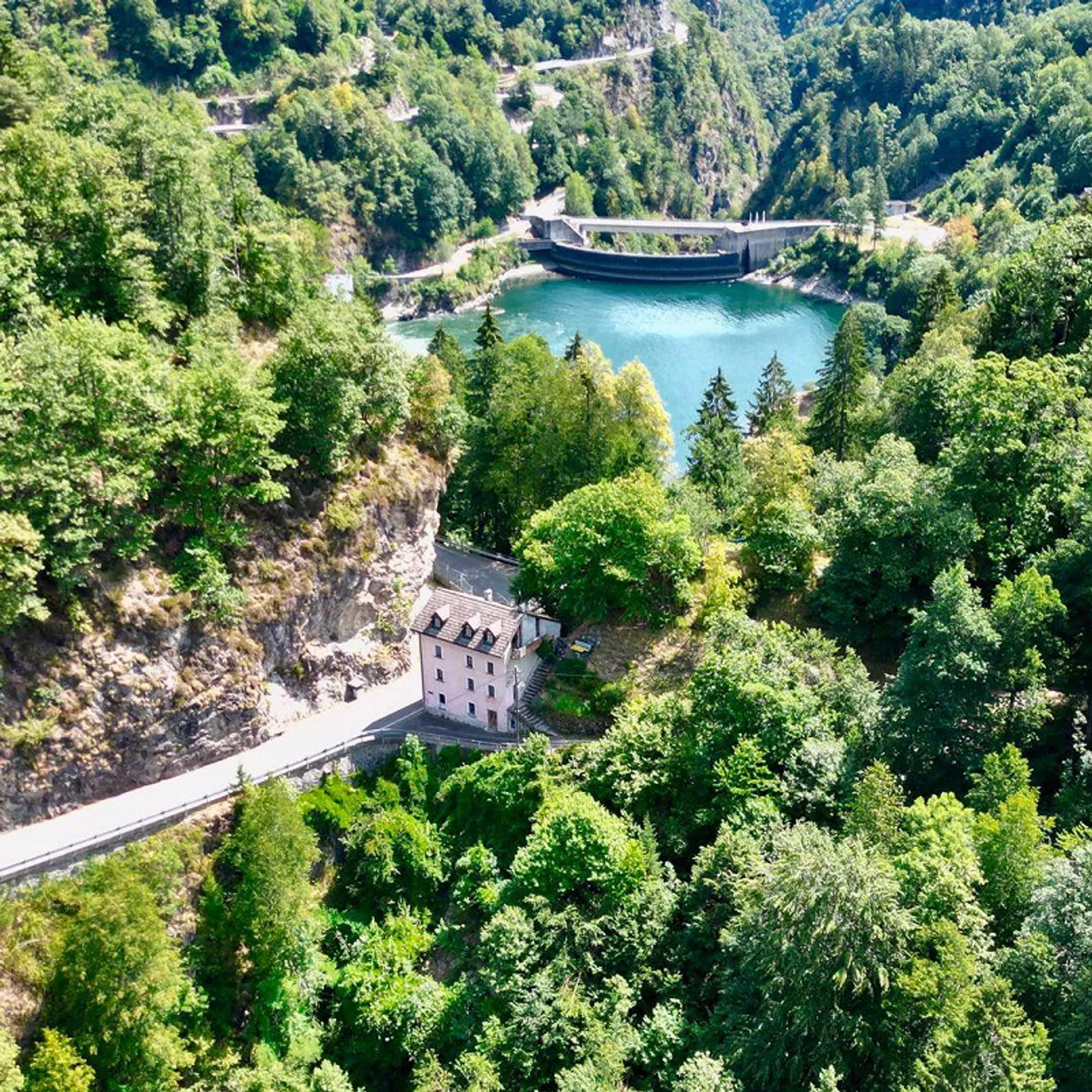 5-Room Ticino House on the River — Centovalli - Photo 2 of 13