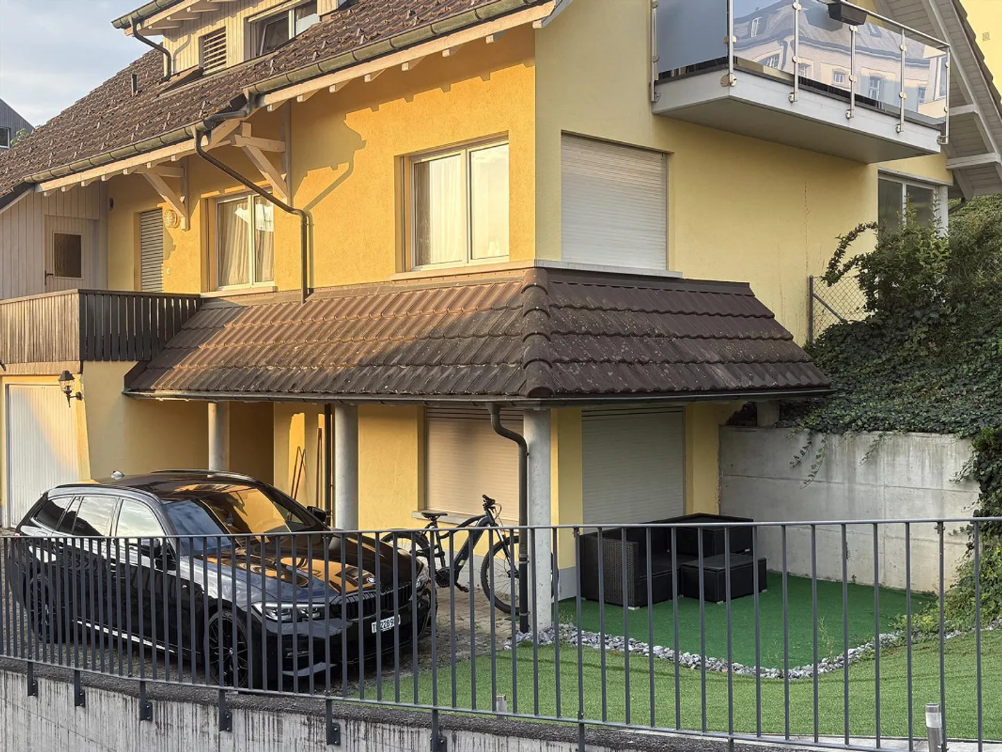 Sunny 1 1/2 room apartment in a quiet residential area for rent - Photo 1 of 8