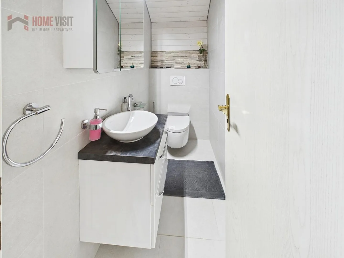 Appartement en duplex de rêve avec charme, confort et vue dégagée - Photo 6 sur 11