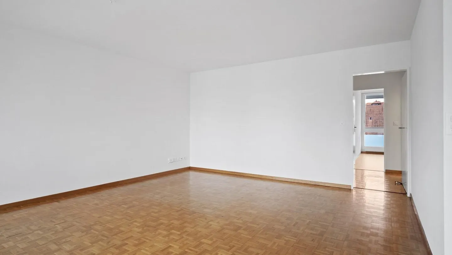 Appartement 4.5 pièces avec grand jardin d'hiver. Maintenant disponible - Cela pourrait être votre nouveau chez-vous ! - Photo 9 sur 12