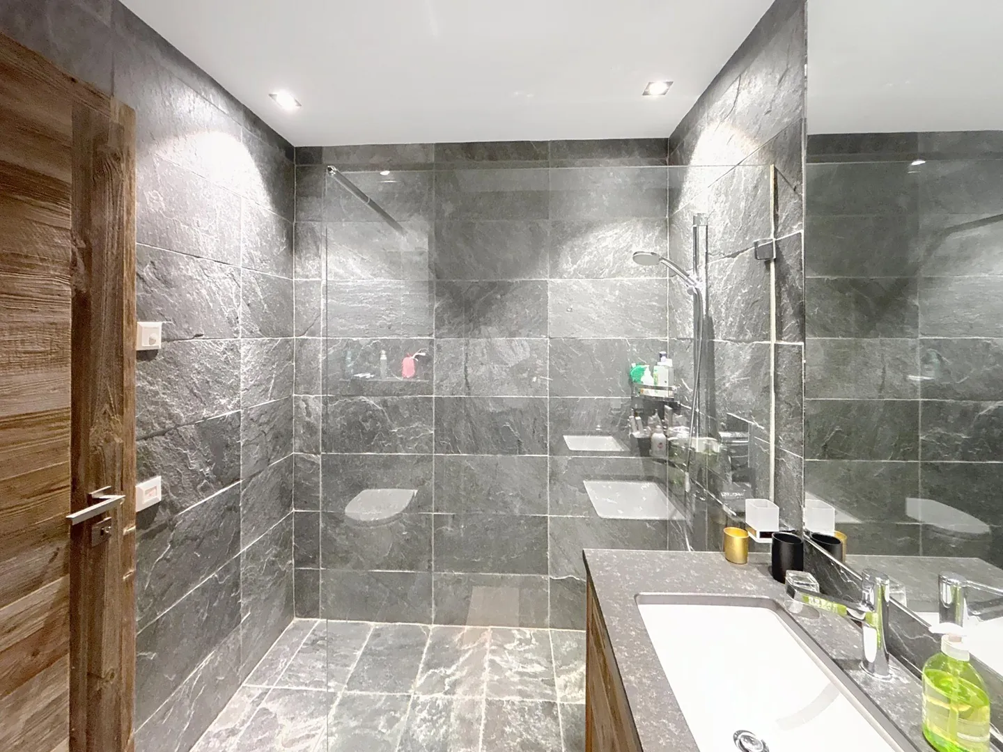 Außergewöhnliche Wohnung in Crans-Montana - Foto 11 von 21