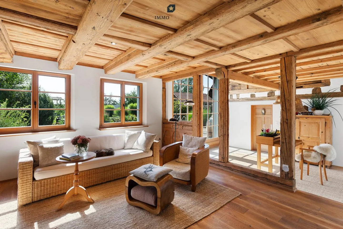 Un logement élégant avec beaucoup d'espace dans un emplacement proche de la nature - Photo 4 sur 9