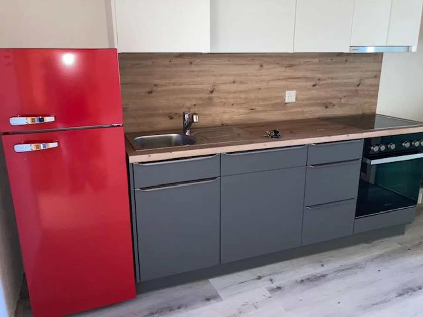 Appartement sous les combles fraîchement rénové - Photo 1 sur 6