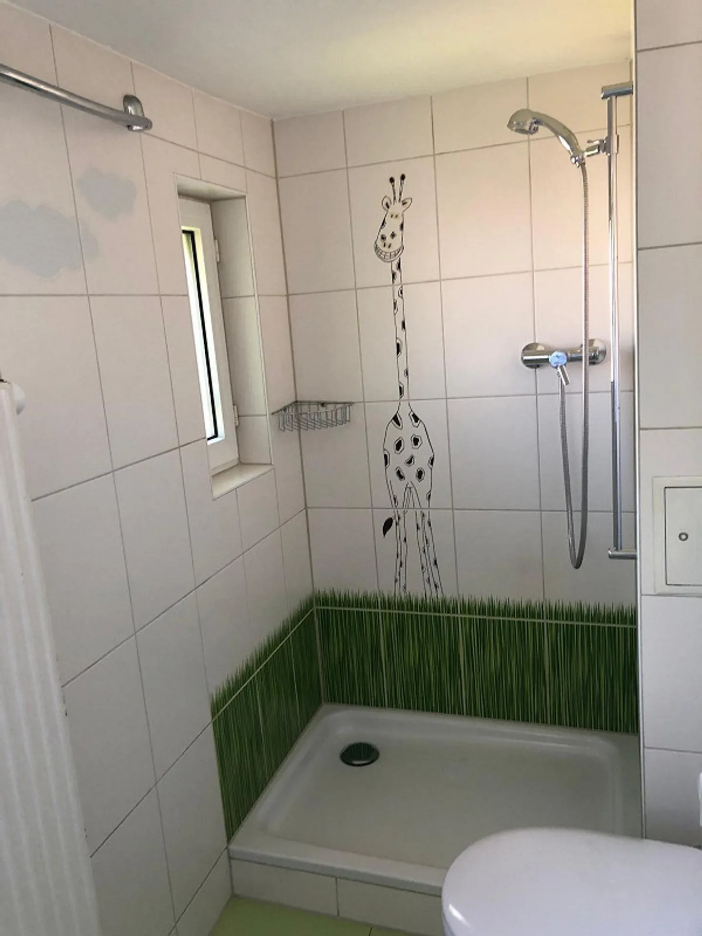Appartement sous les combles fraîchement rénové - Photo 6 sur 6