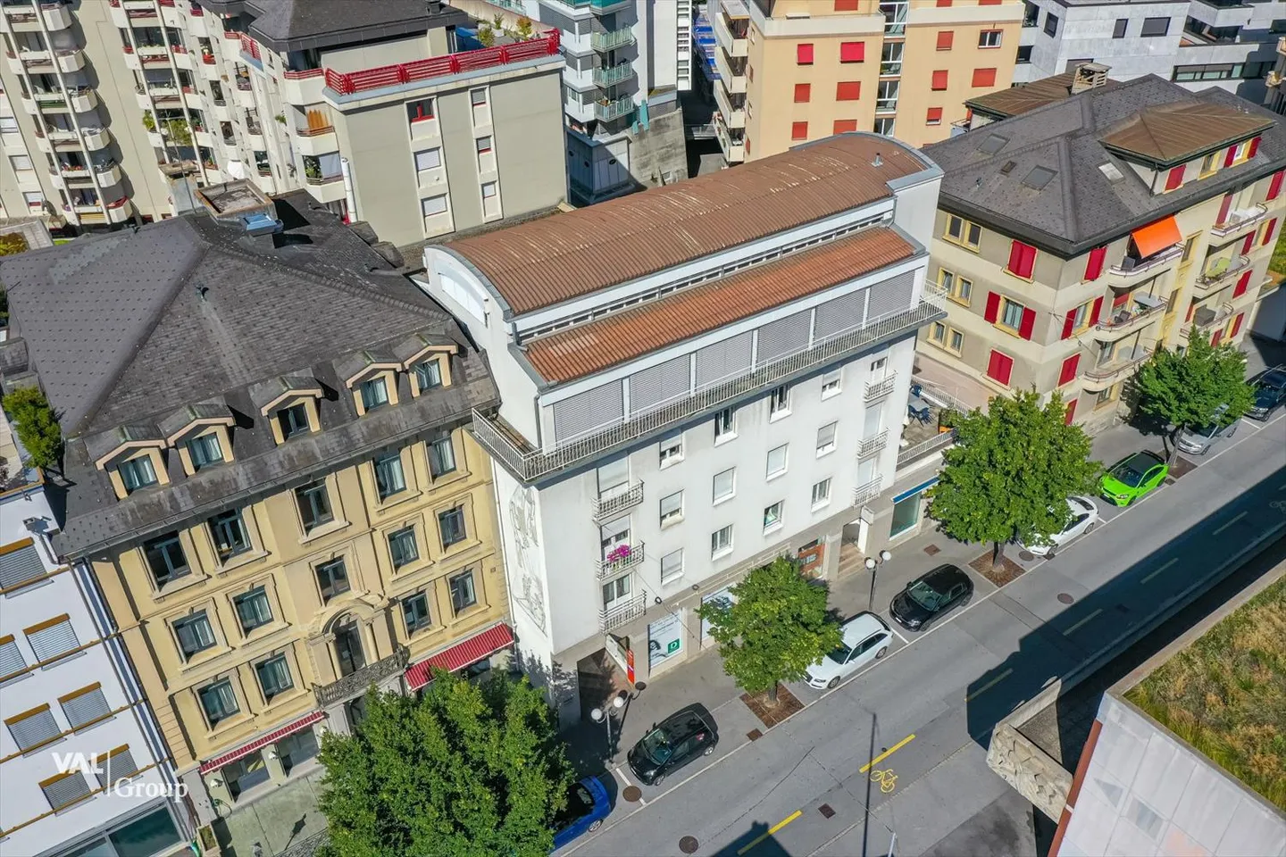 Spazio commerciale in posizione privilegiata - Foto 9 di 11
