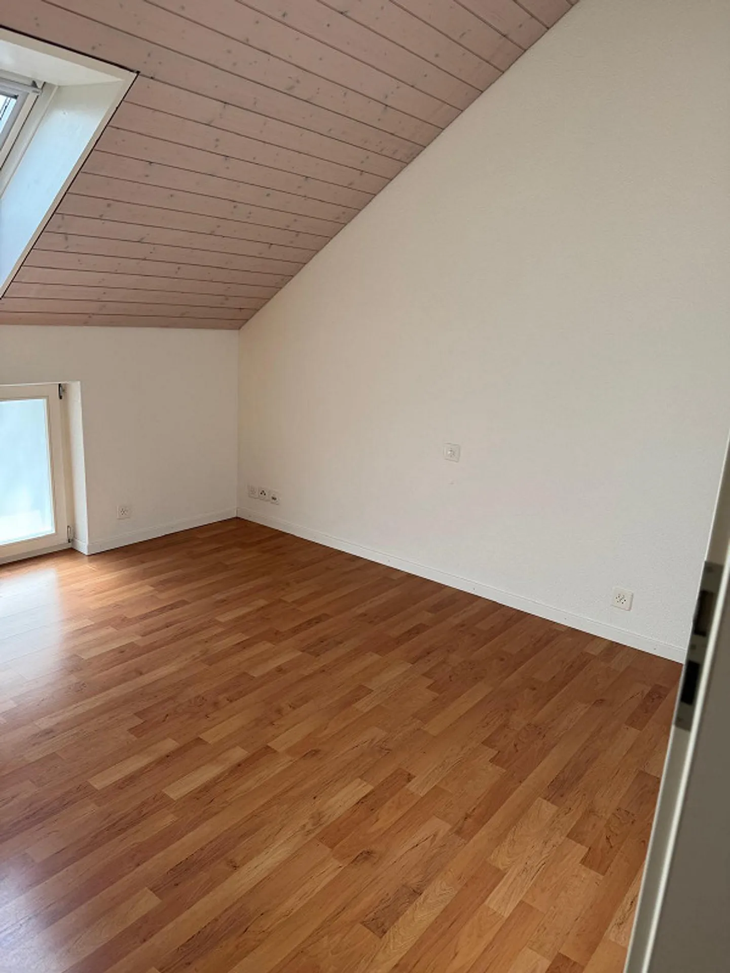 Charmantes, einseitig angebautes Haus - Foto 7 von 8