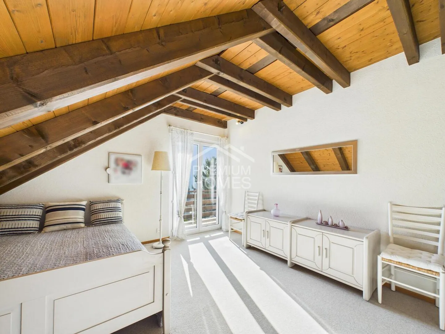 Live with space and freedom - Photo 8 of 12