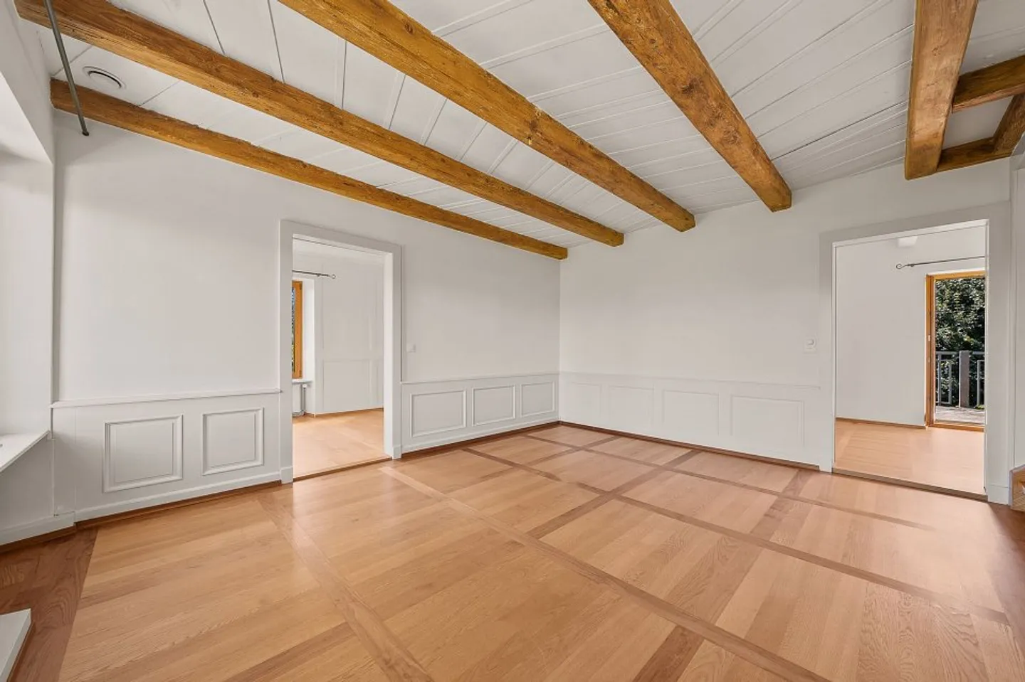 Una sensazione di casa: Duplex di 7,5 stanze con charme e giardino privato - Foto 7 di 13