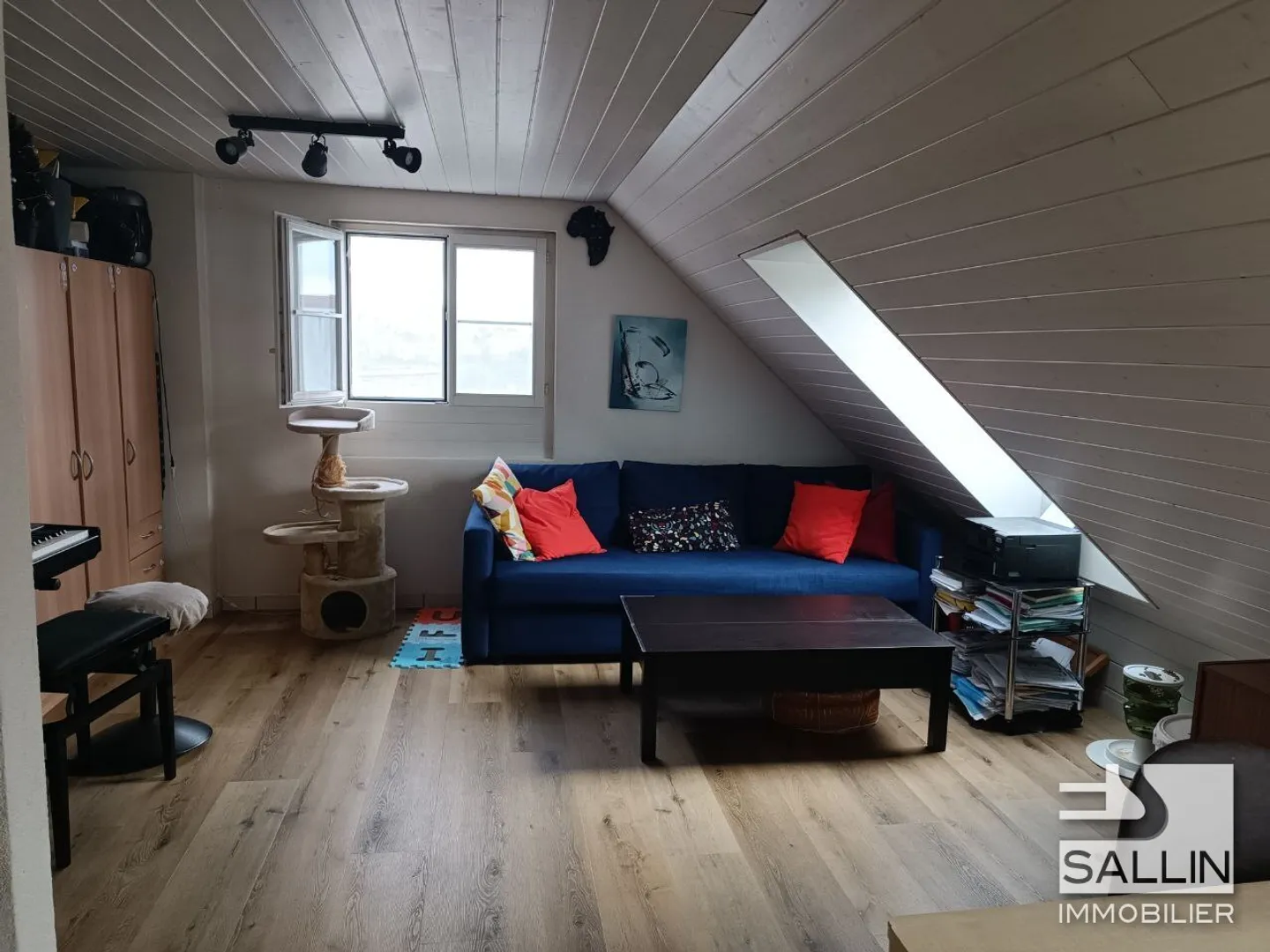 APPARTAMENTO ATTICO LUMINOSO DI 3 CAMERE - Foto 3 di 7