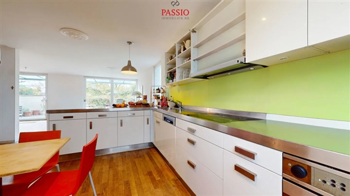 6.5-Room Semi-Detached House with Garden and 2 Heated Hobby Rooms - Photo 7 of 20