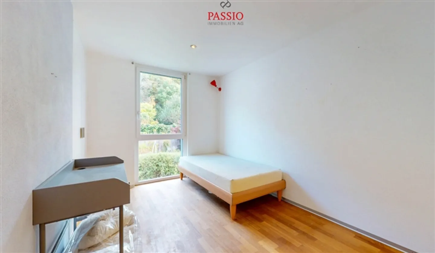 6.5-Room Semi-Detached House with Garden and 2 Heated Hobby Rooms - Photo 14 of 20