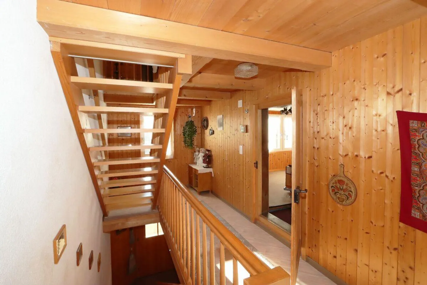 Dreamlike semi-detached family house in a beautiful and quiet location... - Photo 14 of 20