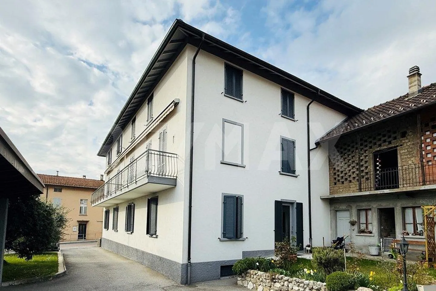 Bright and spacious 4.5 rooms in Coldrerio - Photo 11 of 11