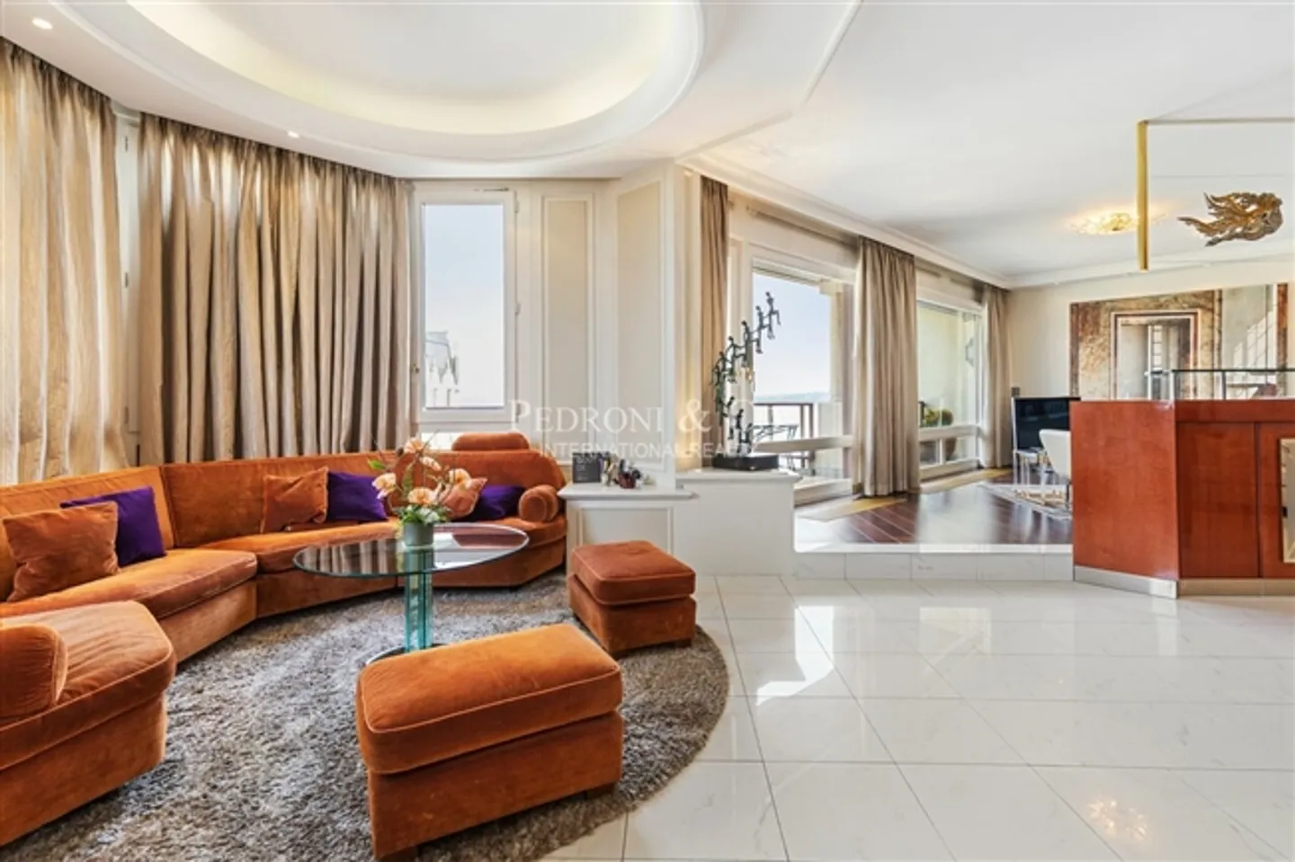 Extraordinary Maisonette on the Quays with Breathtaking Views - Photo 2 of 18